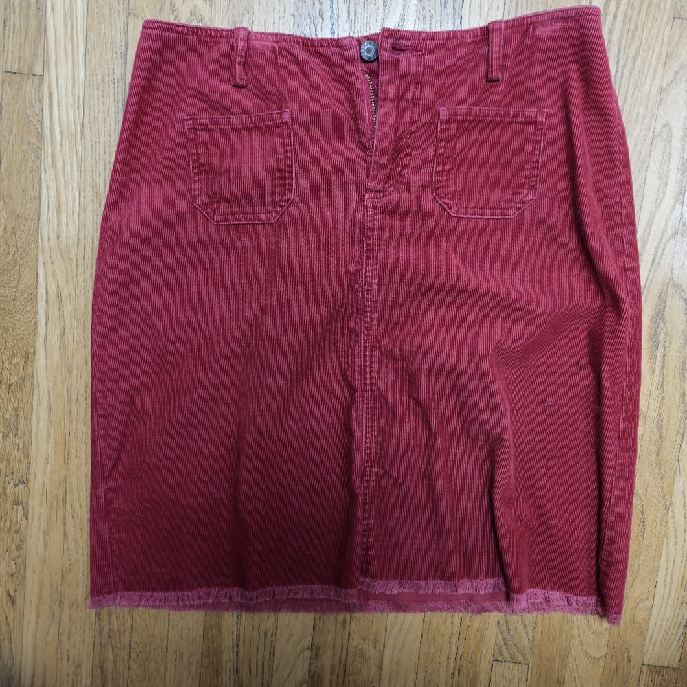 Guess corduroy skirt borderline vintage, size 29